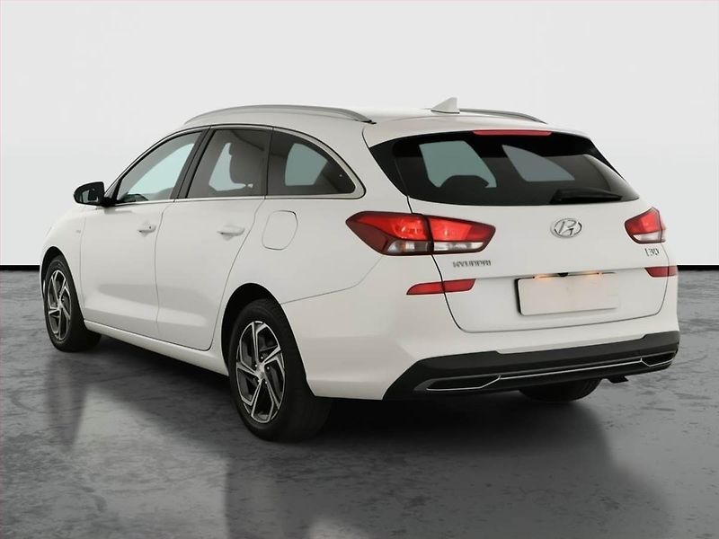Hyundai i30 (2022) 1.5 T-GDI MHEV, Serv.kniha - fotka 4 z 13