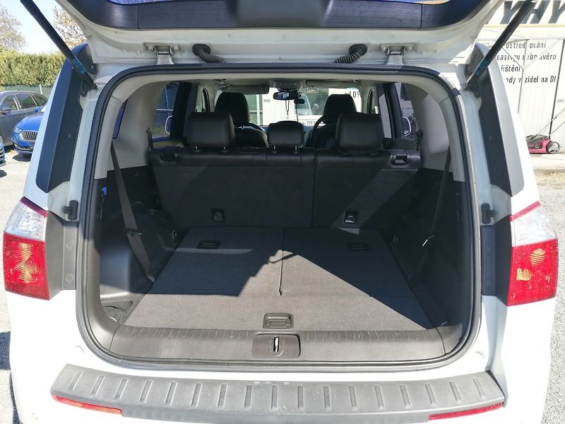 Chevrolet Orlando (2011) 2.0CDTi 120kW Šíbr,Kůže,7-míst - fotka 18 z 27