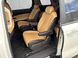 Kia Carnival (2022) 2.2 Diesel Automat 6+3 míst - náhled 24