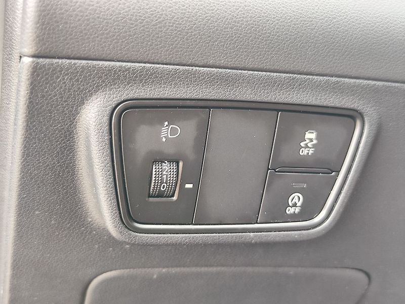 Hyundai Tucson 1.6 T-GDI/110kW Smart Navi 4x4 - fotka 32 z 41