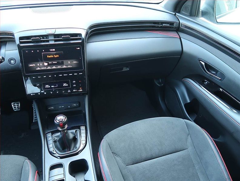 Hyundai Tucson (2022) N-Line 1.6 T-GDI - fotka 8 z 13