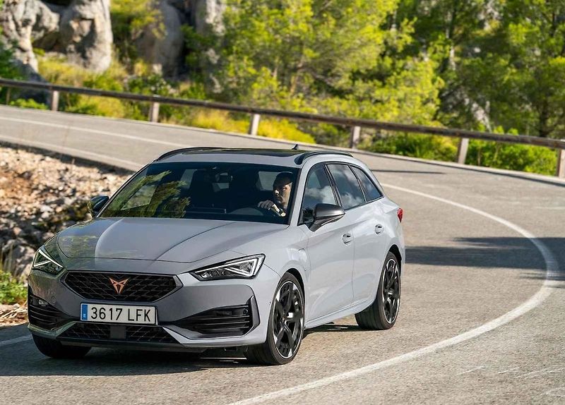Nad sportovními vozy Hyundai divize N se spalovacími motory se smráká