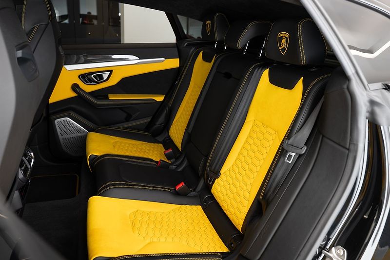 Lamborghini Urus Bang&Olufsen/360/Pano - fotka 16 z 27