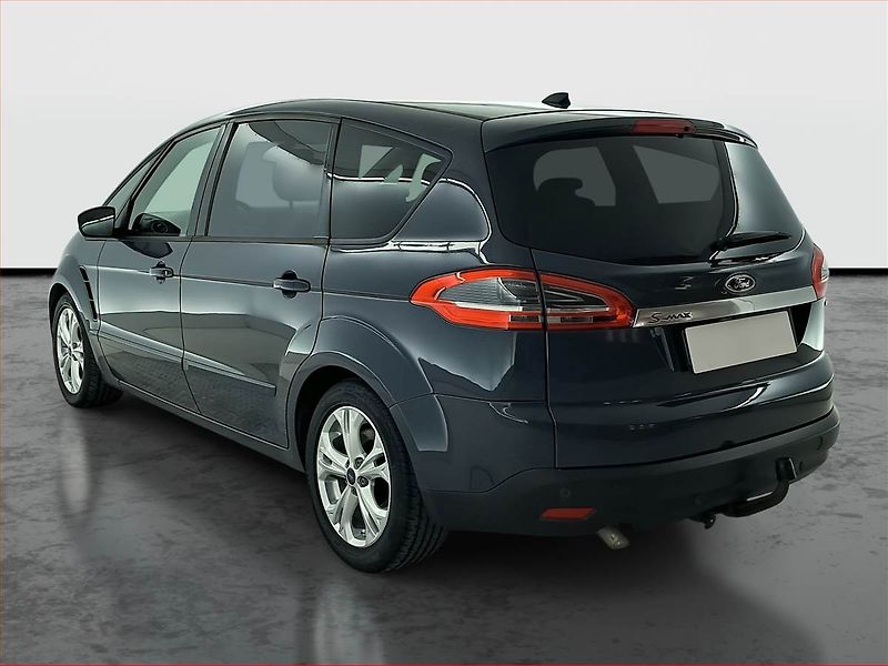 Ford S-MAX (2014) 2.0 TDCi, 7 míst, Navi - fotka 4 z 23