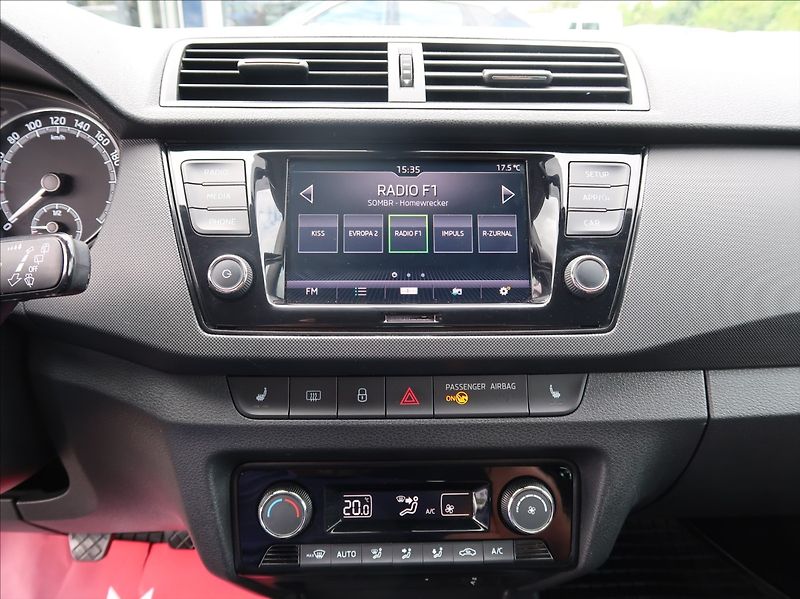 Škoda Fabia 1,0 TSi,70kW,1majČR,serv.k,DPH - fotka 14 z 28