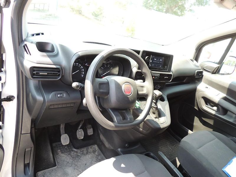 Fiat Dobló cargo (2023) 1.5HDi,L2,ČR,1.majitel - fotka 10 z 32