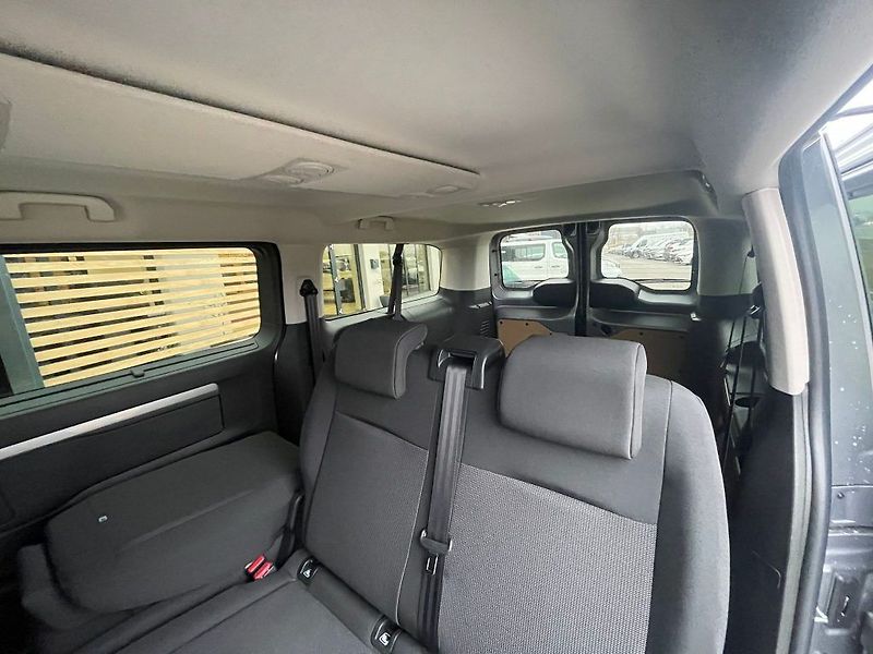 Toyota ProAce Verso 2.0D Automat L2 Business Comfo - fotka 24 z 30
