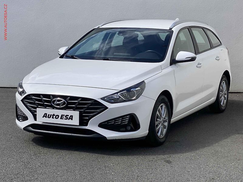 Hyundai i30 (2023) 1.0 T-GDi, 2.maj,ČR, AC - fotka 3 z 17