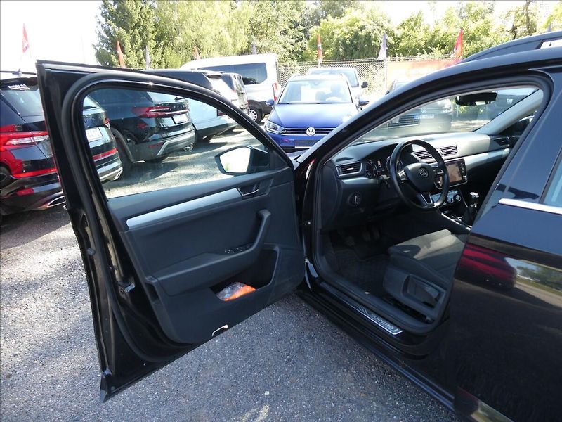 Škoda Superb 1,6 TDi DPH 2x kola,po servise - fotka 14 z 34