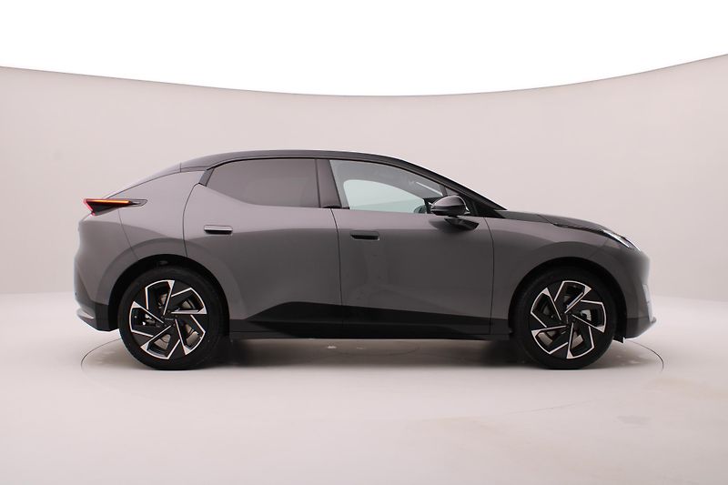 Lynk & Co 02 (2025) MORE DEMO - fotka 12 z 81