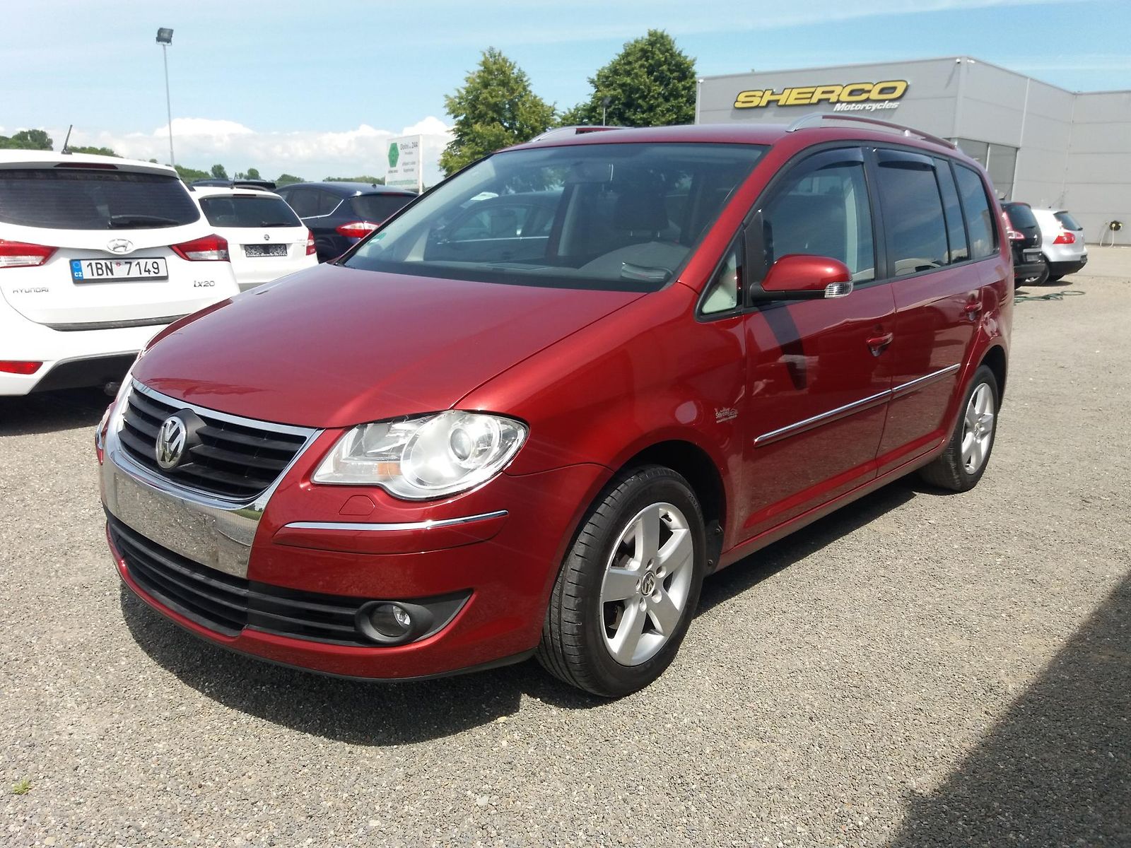 Volkswagen Touran 1.4TSi,103kW,7.MÍST,XENONY!