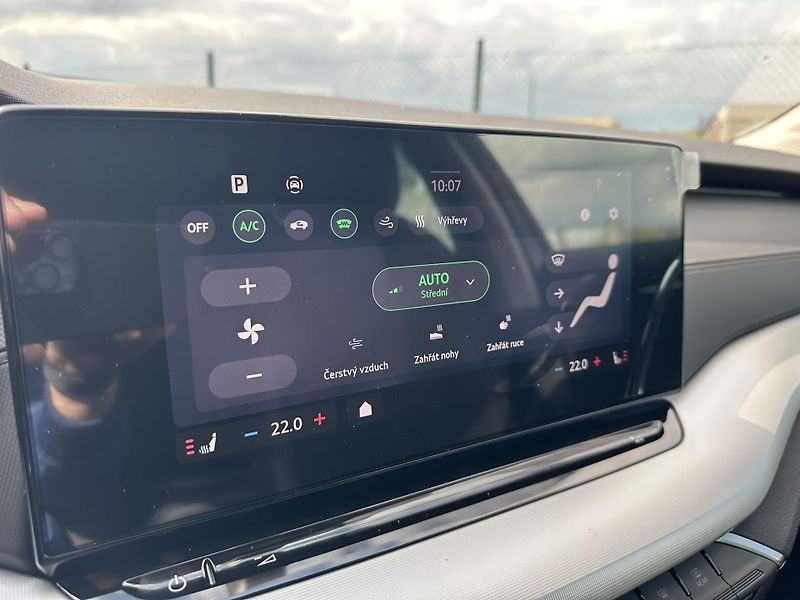Škoda Octavia SELECTION + dovýbava *231 - fotka 11 z 13