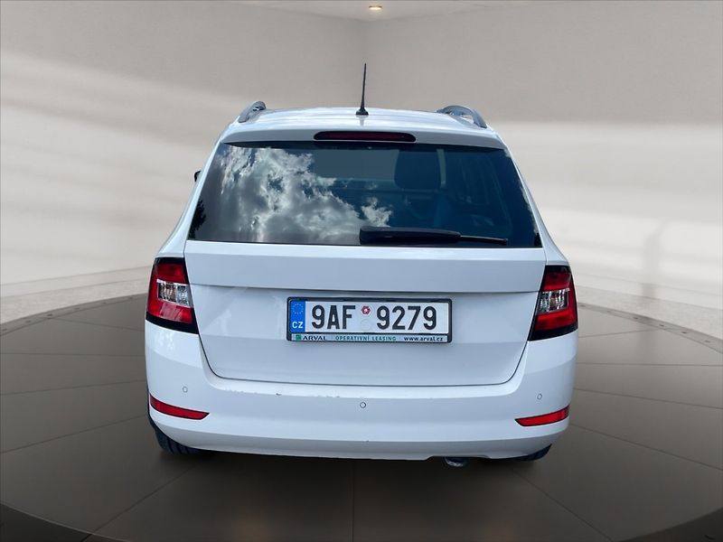 Škoda Fabia 1,0 TSI 70 Ambition - fotka 5 z 11
