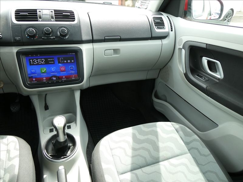 Škoda Roomster 1,9 TDi 77kW,ČR,2.majitel,klim - fotka 25 z 39