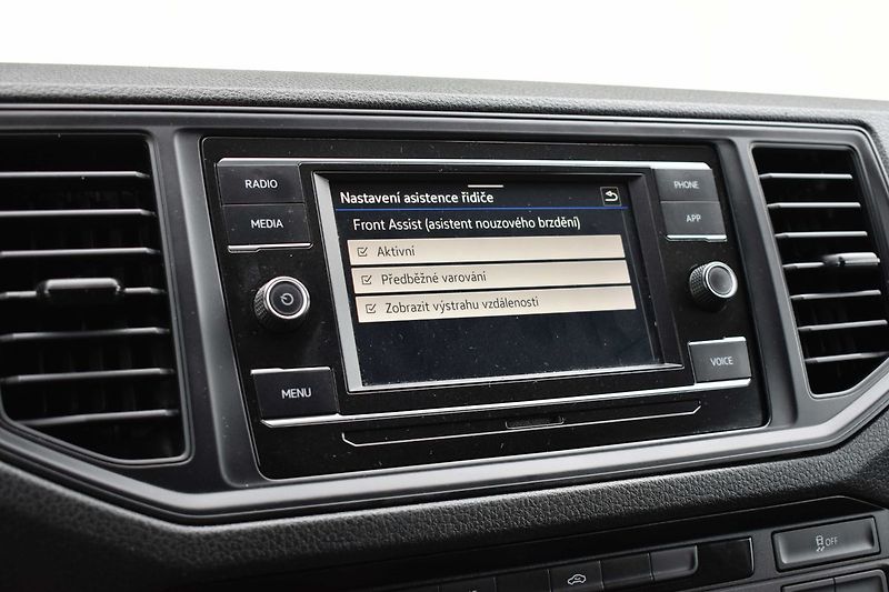 Volkswagen Crafter 2.0 TDI 103kW L2H2*CARPLAY*DPH - fotka 19 z 26