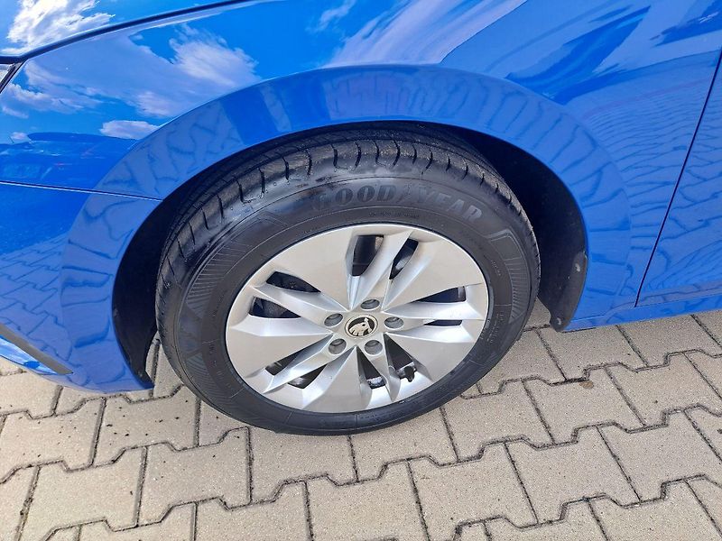 Škoda Octavia (2022) 1.0 TSI MHEV e-TEC, ZÁRUKA - fotka 6 z 34