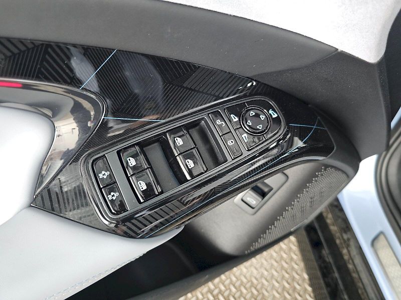 BYD Seal (2025) 82,5kWh 313k DESIGN RWD - fotka 34 z 39