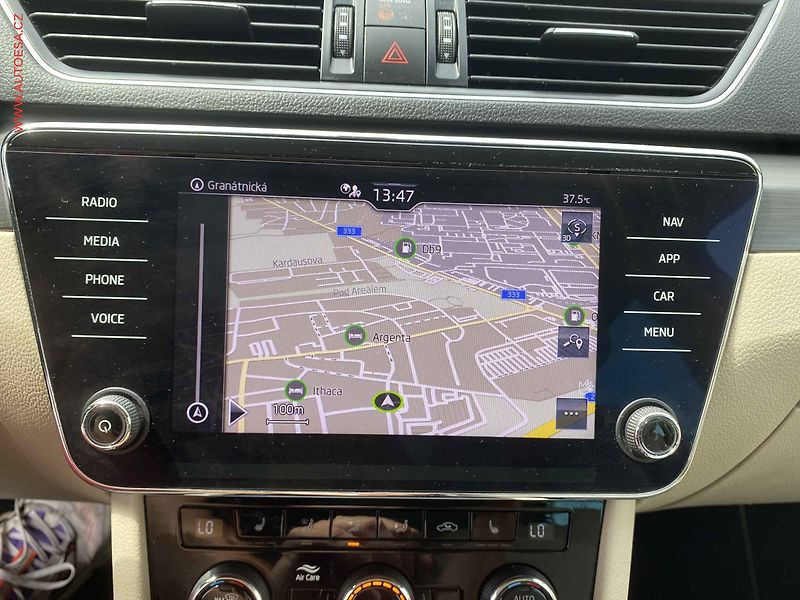 Škoda Superb (2021) 2.0 TSi, ČR, Style, DSG - fotka 18 z 19