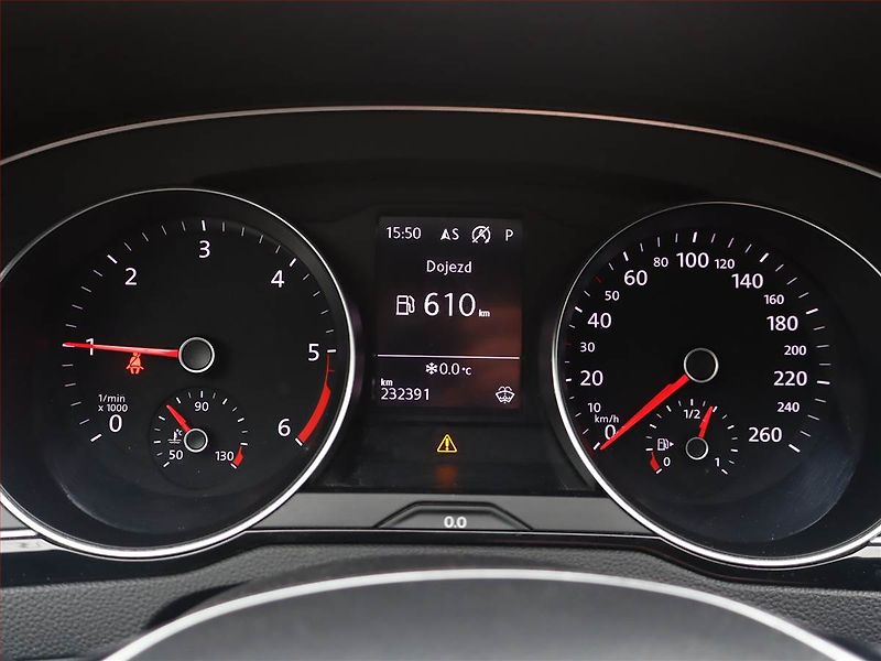 Volkswagen Passat (2018) Comfortline 2.0 TDI, Automat - fotka 9 z 18