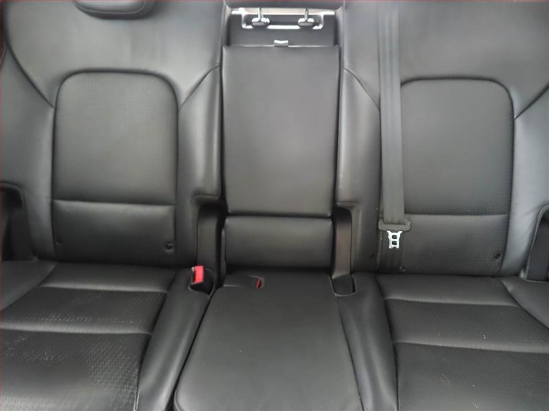 Hyundai Santa Fe (2015) Premium 2.2 CRDi, 4X4 - fotka 10 z 15