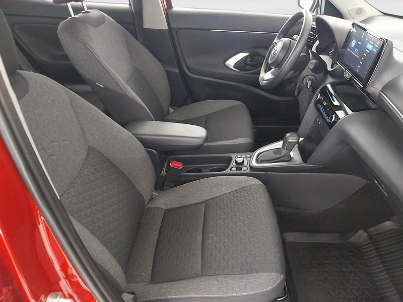 Toyota Yaris Cross (2024) 1.5 VVT-iE - fotka 9 z 19