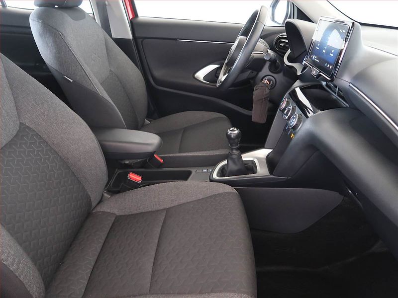 Toyota Yaris Cross (2023) 1.5 VVT-i - fotka 9 z 14