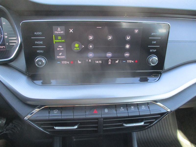 Škoda Octavia kombi AMBITION, 2.0 TDI 85kw - fotka 14 z 24