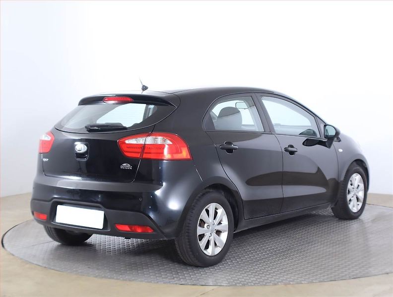 Kia Rio (2013) 1.4 CVVT, Serv.kniha, Tempomat - fotka 5 z 15