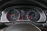 Volkswagen Passat (2017) 2.0TDI 140kW 4MOT DSG Highline - náhled 23