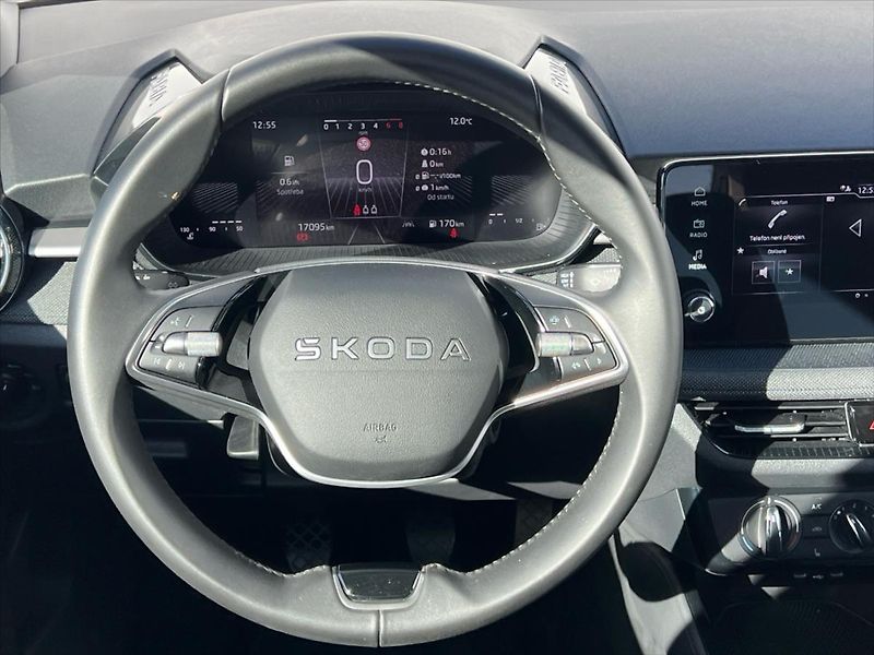Škoda Fabia 1,0 TSi 70kW SELECTION - fotka 15 z 23