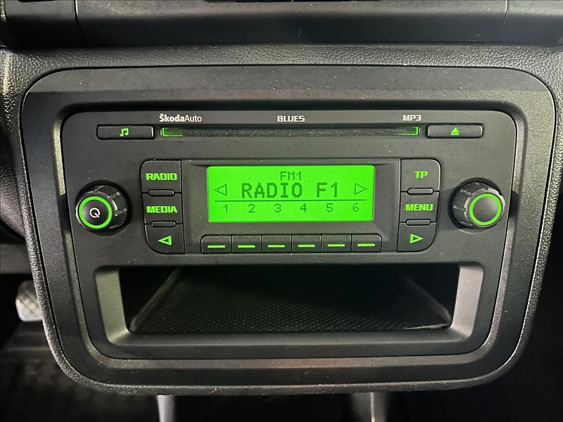 Škoda Fabia 1,2   HTP 44kW,KLIMA,ALU - fotka 11 z 14