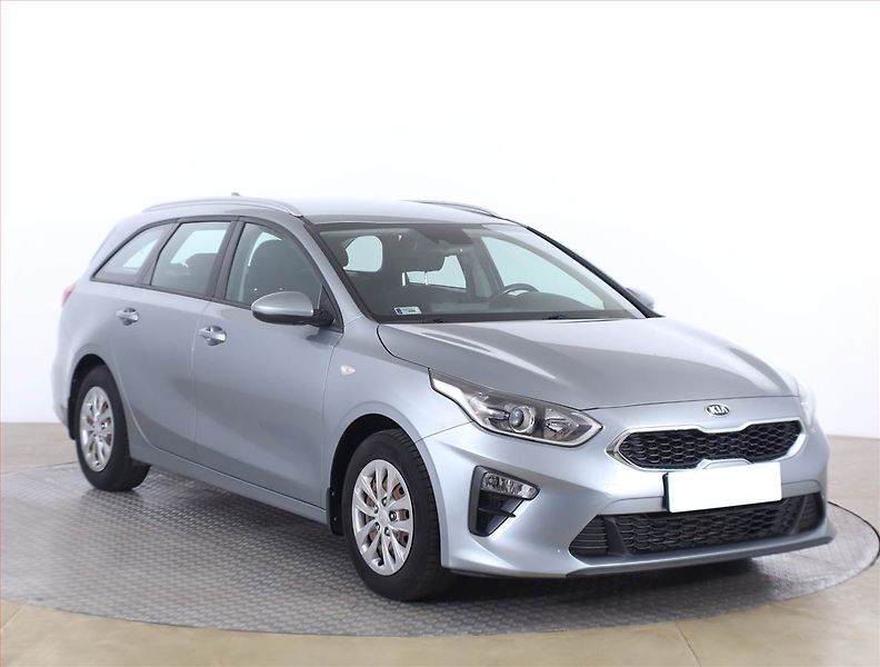 Kia Ceed (2019) Silver 1.4 T-GDI, Serv.kniha - fotografie inzerátu