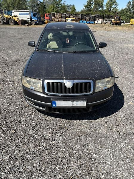 Škoda Superb (2002) Škoda Superb 1.9 TDI  - 3U  - fotka 2 z 12