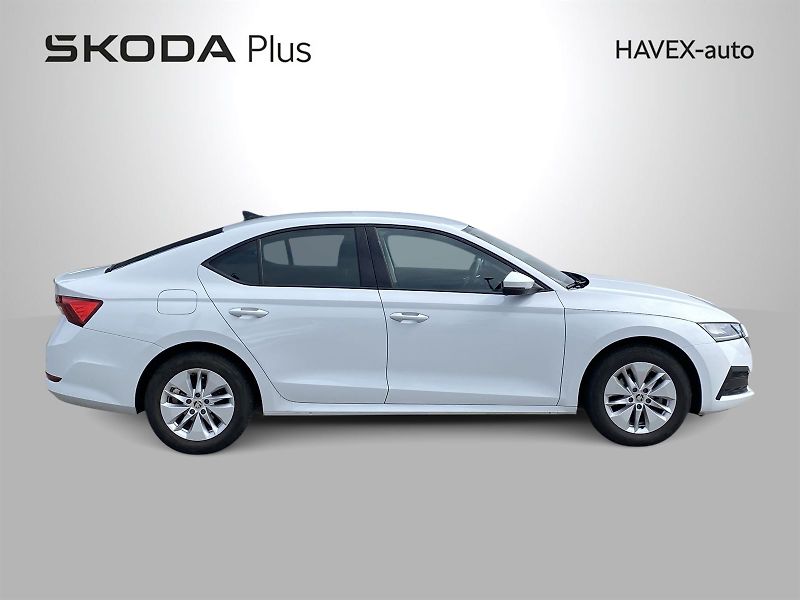 Škoda Octavia (2024) 1.5 TSI M-HEV DSG Ambition - fotka 26 z 28