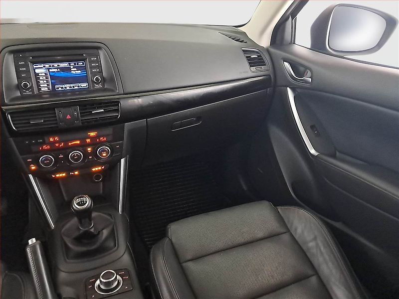 Mazda CX-5 (2012) 2.0 Skyactiv-G, 4X4 - fotka 8 z 19