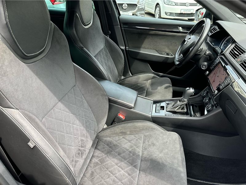 Škoda Superb Sportline 2.0 TDI DSG 4x4 - fotka 13 z 30