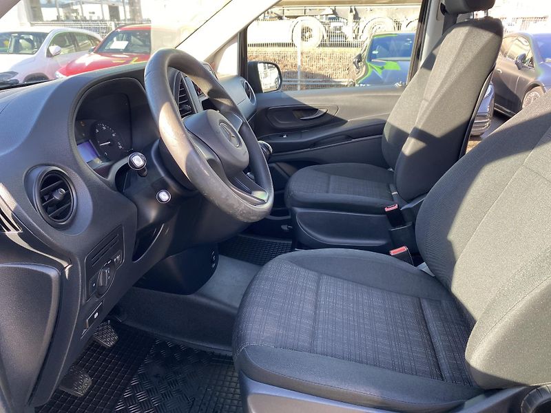 Mercedes-Benz Vito 116 CDI/L Tourer Base - fotka 13 z 23
