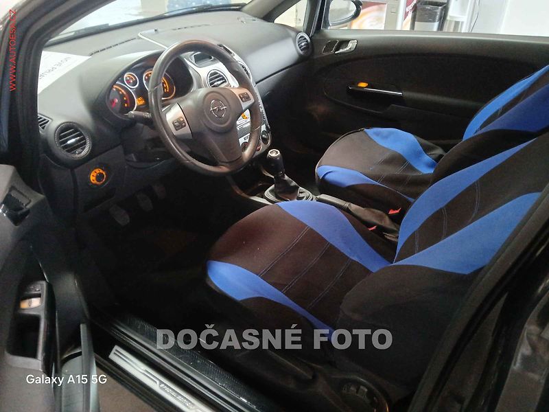 Opel Corsa (2007) 1.4. i, AC - fotka 3 z 3