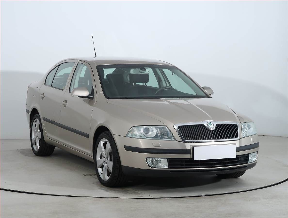 Škoda Octavia 2.0 TDI, po STK, zamluveno