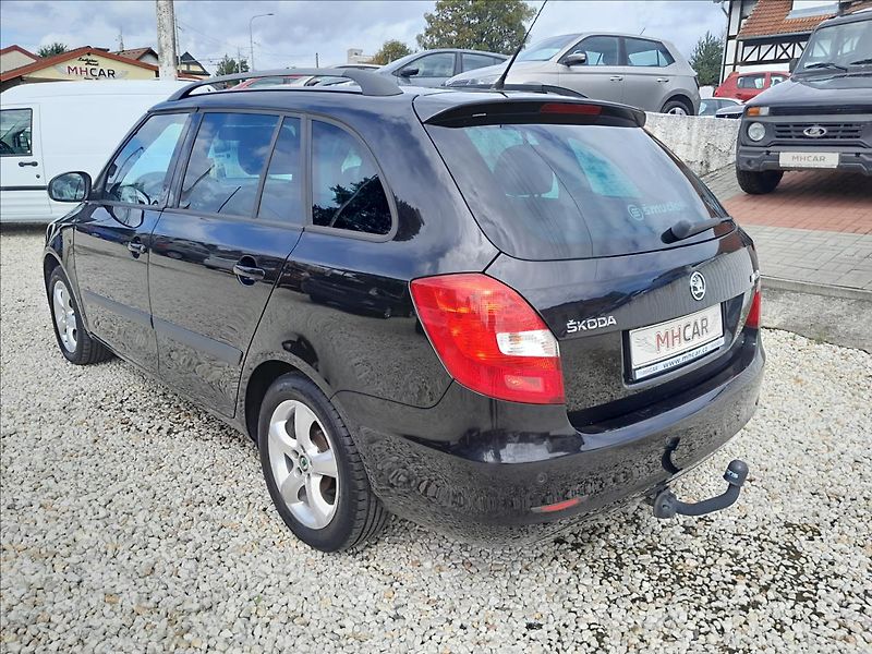 Škoda Fabia II 1.2 i 51kW KOMBI - fotka 5 z 53