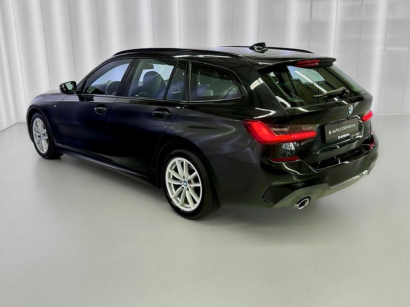 BMW Řada 3 320d xDrive M-PAKET, ALCANTARA - fotka 5 z 31