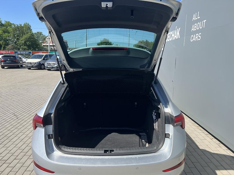 Škoda Scala (2021) 1,5TSi 110kW STYLE - fotka 28 z 34