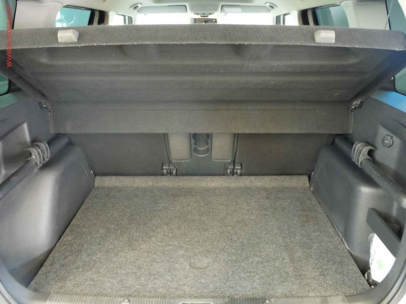 Škoda Yeti (2012) 2.0 TDI 4x4, ČR, DSG, panor. - fotka 7 z 23