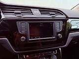 Volkswagen Touran 2.0 TDi Highline, ČR, 7 míst - náhled 20