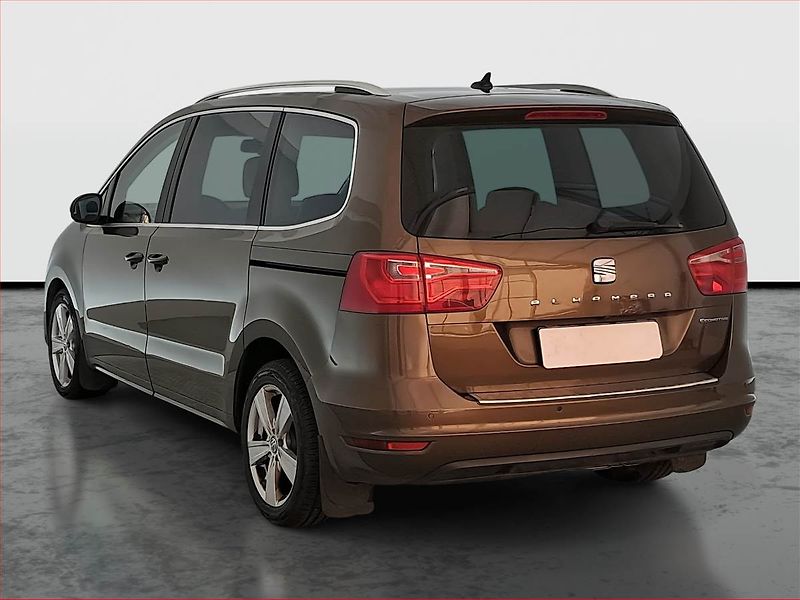 Seat Alhambra (2013) 2.0 TDI, Automat, Navi, Xenony - fotka 4 z 16