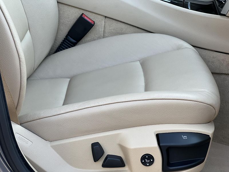 BMW Řada 5 GT 530D AUTOMAT NAVI KAMERA  - fotka 35 z 45