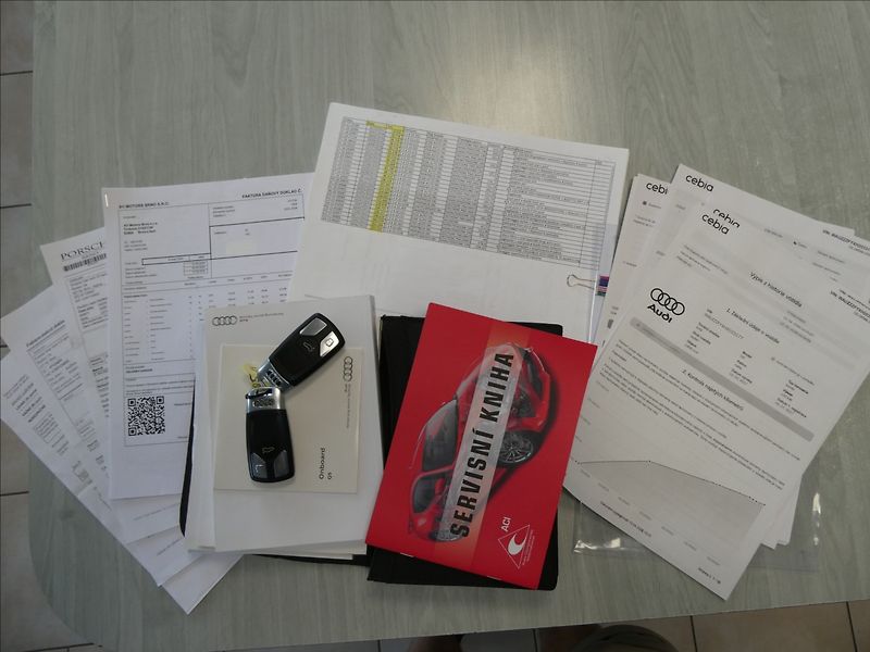 Audi Q5 2,0 TDi 120kW quattro,po servi - fotka 43 z 46