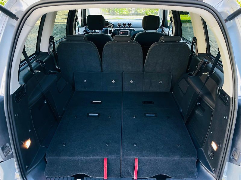 Ford Galaxy 2.0TDCi MANUÁL 7 MÍST VÝHŘEV - fotka 20 z 49