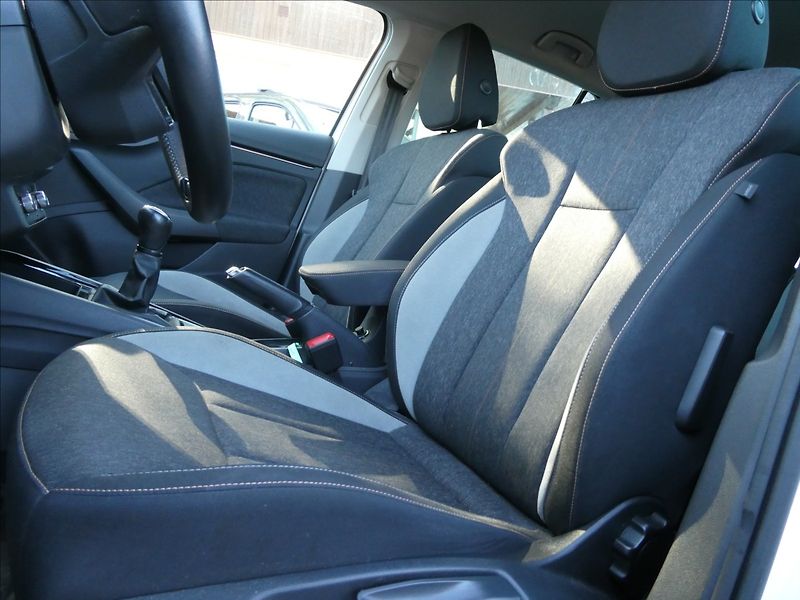 Škoda Scala 1,0 TSi 81kW Style, NAVIGACE - fotka 29 z 41