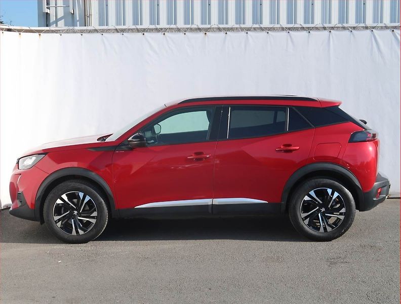 Peugeot 2008 (2023) 1.2 PureTech, Automat, ČR - fotka 3 z 22